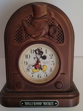 Vintage Seiko Disney Talking Hollywood Mickey Mouse Alarm Clock Singing works